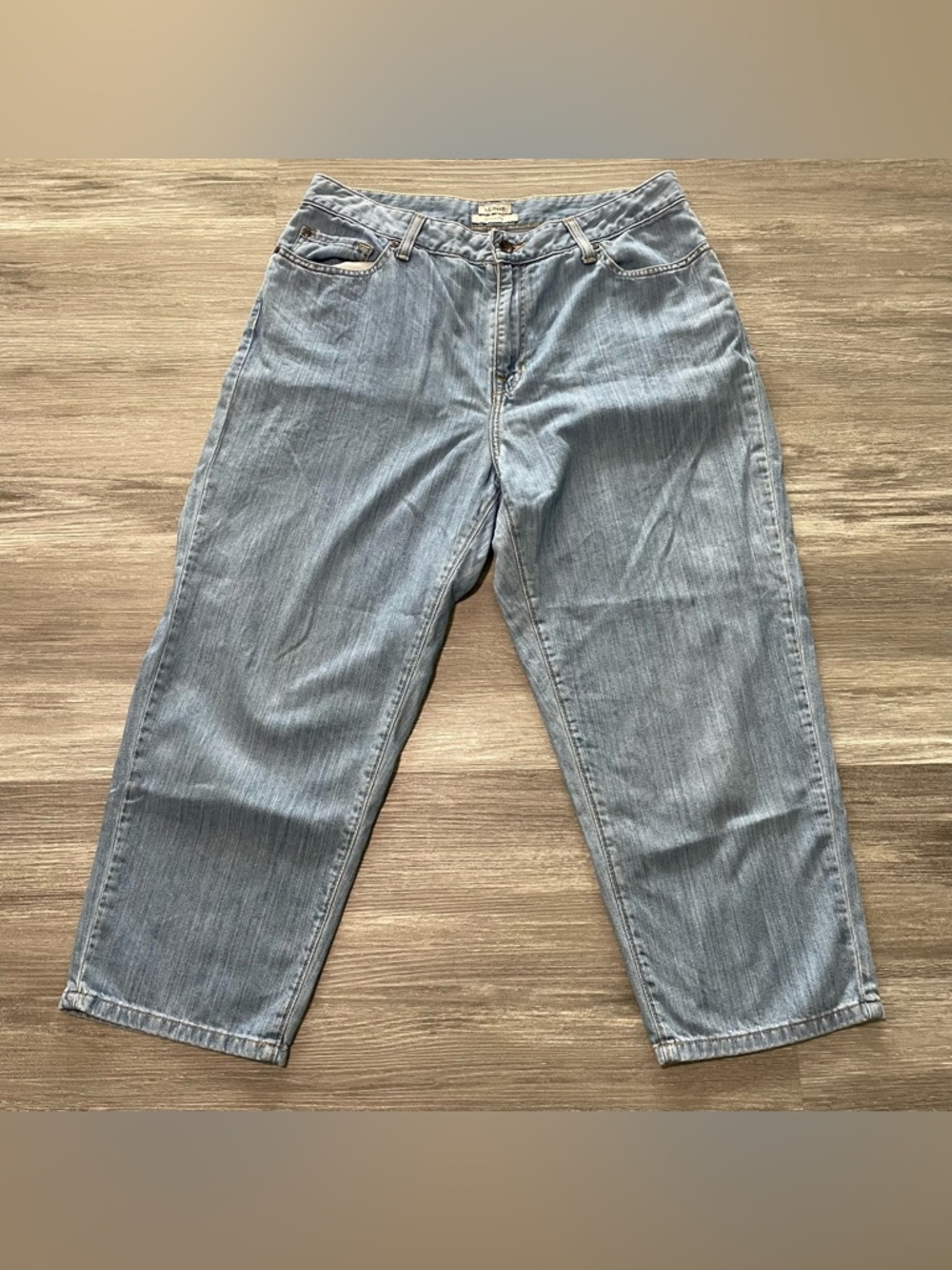 L.L. Bean Women’s Classic Fit Blue Jean Pants Size 12 Casual Minimalist Denim